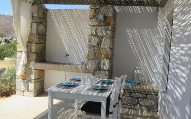 Villa Handras, 2 unità