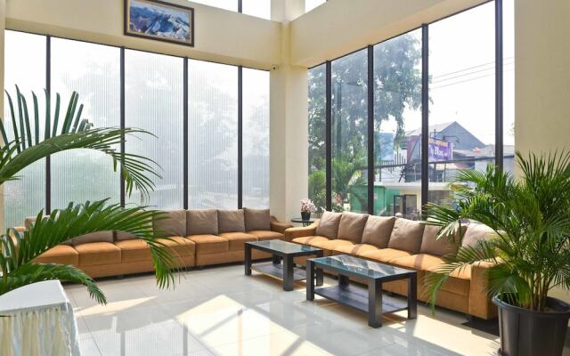 RedDoorz Premium near Kawasan Industri Cikarang