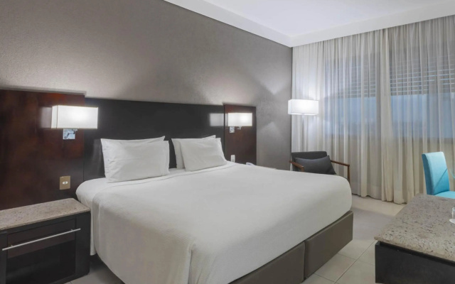 Hotel Deville Prime Cuiabá