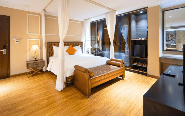 Winsuites Sai Gon Hotel – Guest Rooms – Ho Chi Minh City
