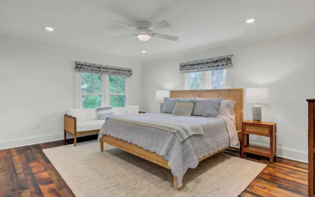 Be a Sullivans Local! 1307 Cove Avenue by Avantstay Pool + Outdoor Living