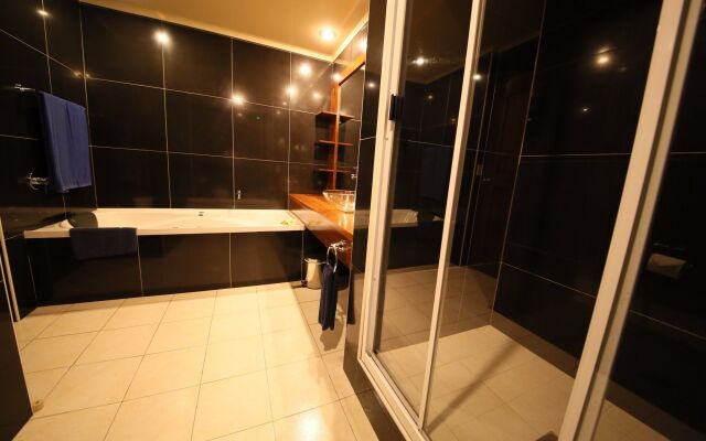 The Melanesian Port Vila Hotel