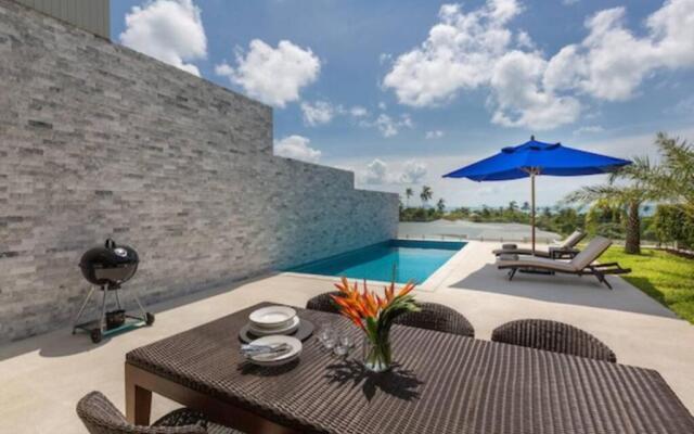 **75% DISCOUNT** 3 Bed/4 Bath SEA VIEWS BIG GARDEN