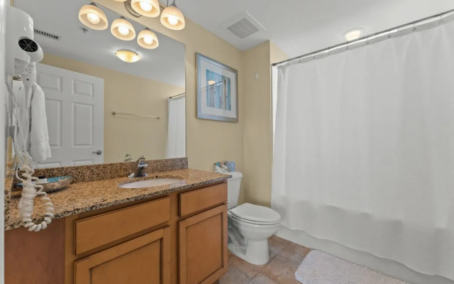 The Palms of Destin Resort by Panhandle Getaways