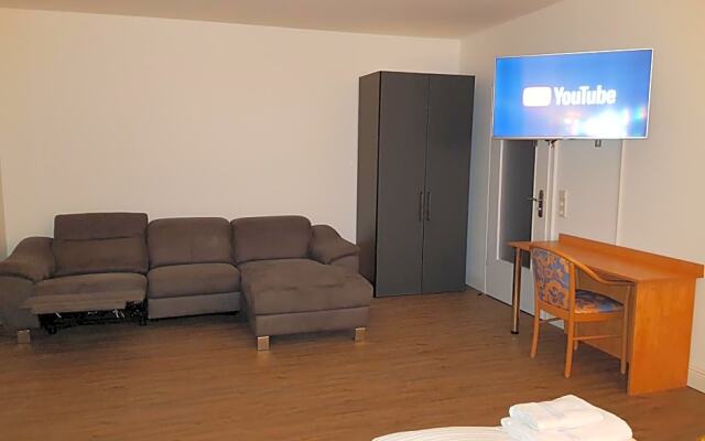 Hotel Krone UG