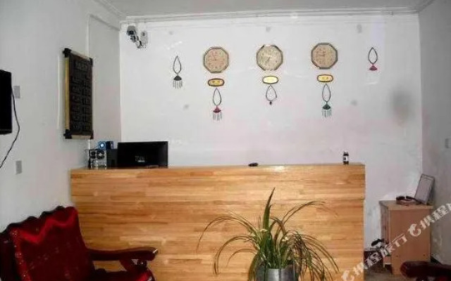 The Ming Yue Lou Hotel OF Dali