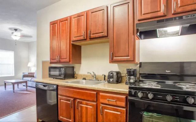 O'Fallon Suites Hotel