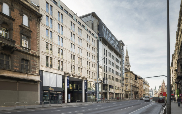 Exe Budapest Center