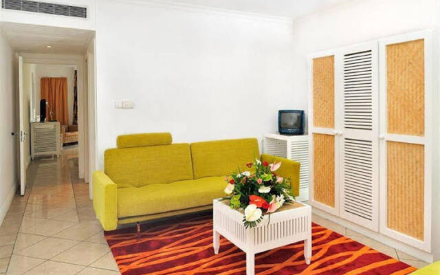 Mornea Hotel