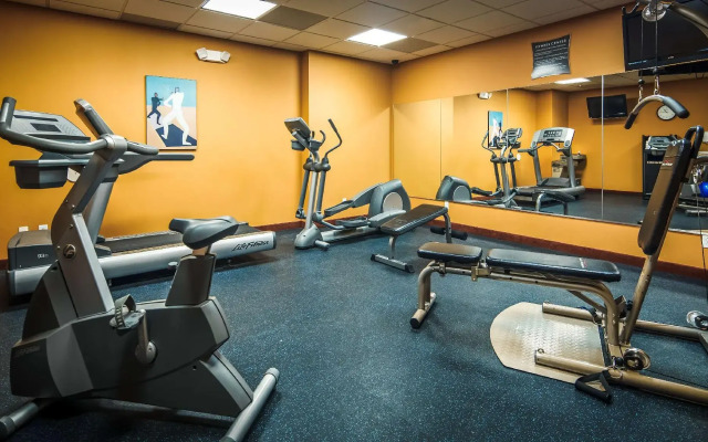 Best Western Plus MidAmerica Hotel