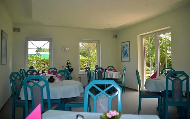 Hotel Flora