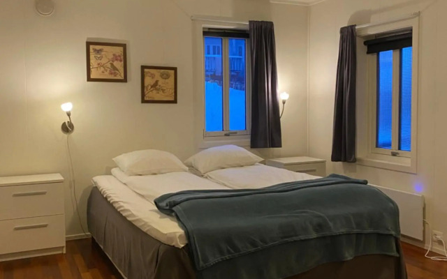 Enter Viking Hotel
