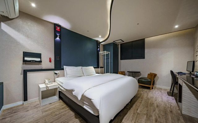 Changwon The View Hotel
