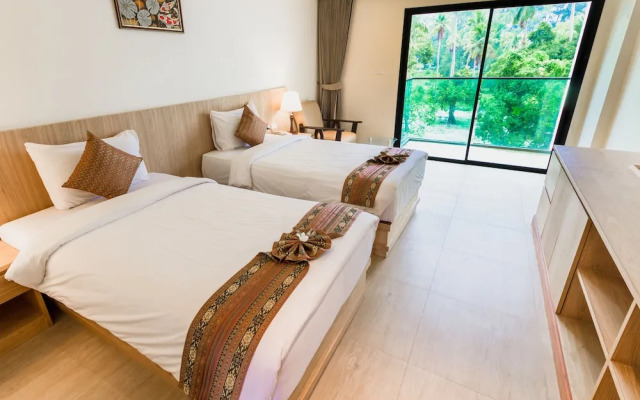 Airport Beach Hotel Phuket