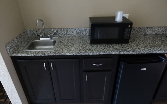 Scottish Inns & Suites White Settlement