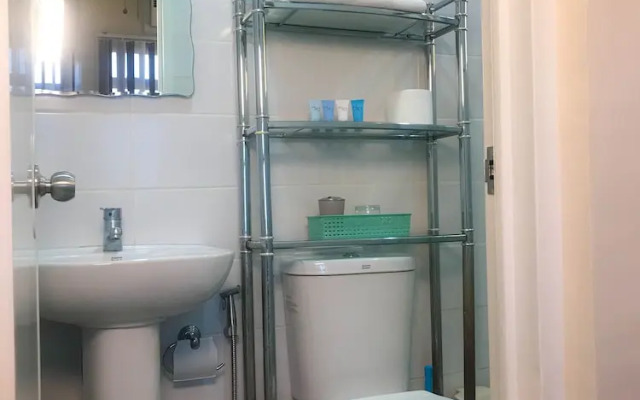 2 Bedroom Condo at Midpoint Residences With City View