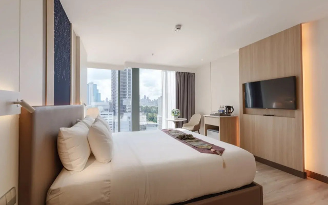 Sz Canalside Hotel