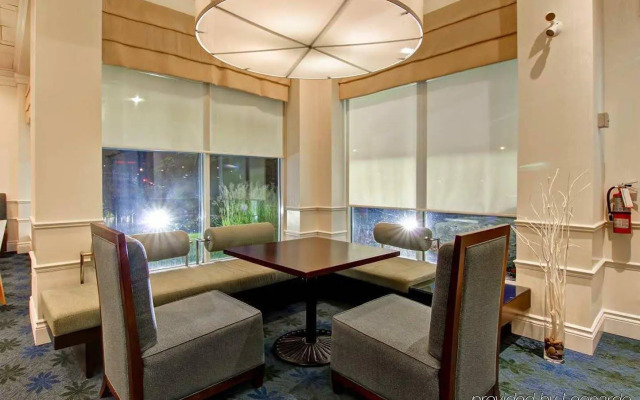 Hilton Garden Inn Toronto - Mississauga