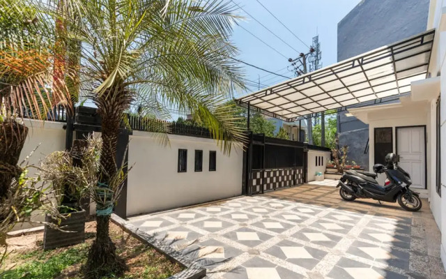 RedDoorz @ Pengayoman Panakkukang 3