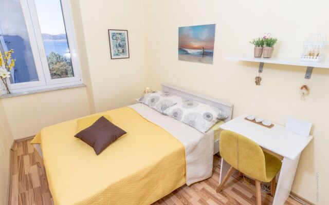 Vera Seaview Apartment