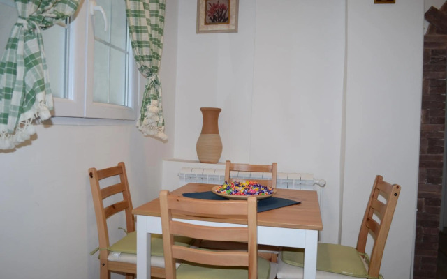 Sara-mala Apartments