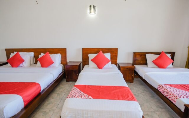 Vista Kandyan Crown