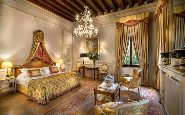Hotel Villa Franceschi