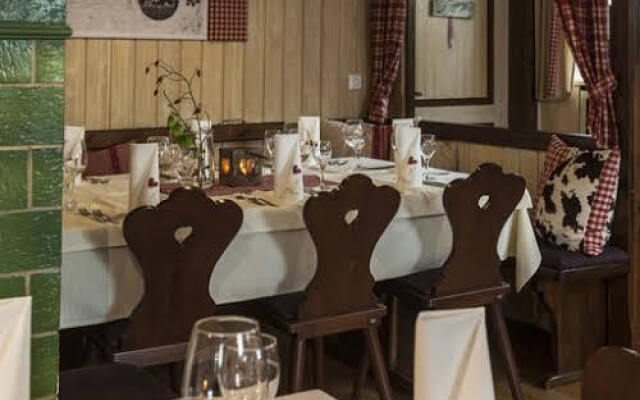 Отель Landgasthof zum Pflug