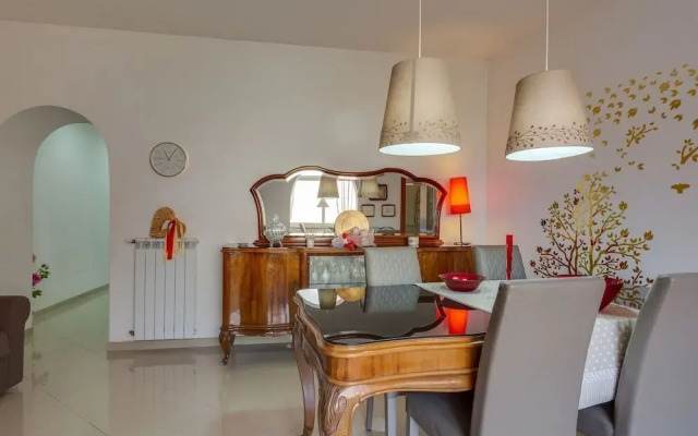 Beautiful Apartment in Boscotrecase with Balcony