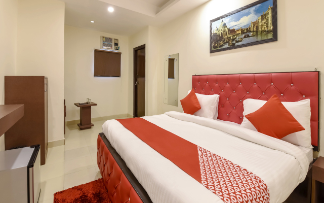 OYO 11689 Kelvish Hotel