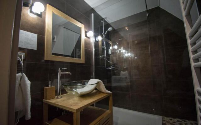 Hotel De La Couronne