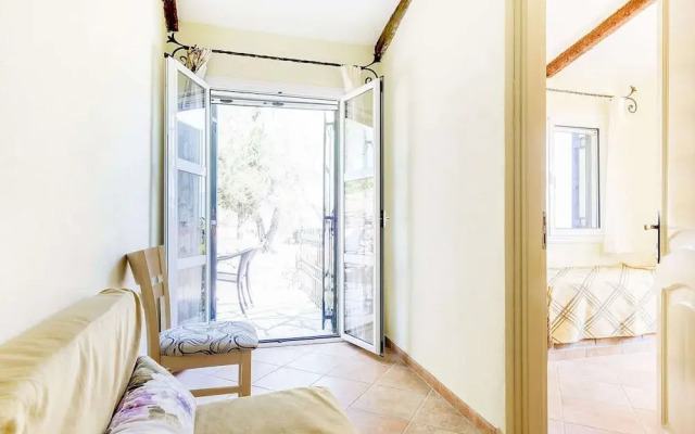 Spacious Apartment in Paleokastrites
