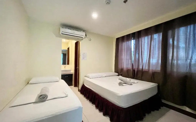 898 Berts Condotel