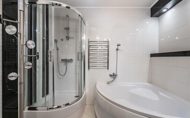 Crown39 (Краун39) на улице Александра Невского