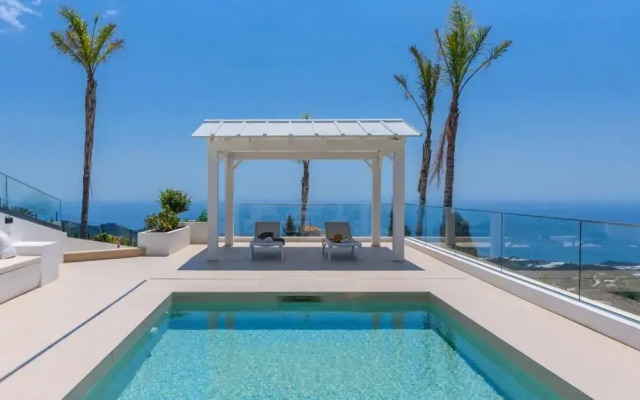 Casa What a Life Sayalonga by Ruralidays