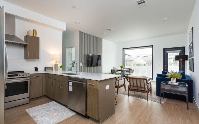 Lllume Posh Gulch View Penthouse Nash.pad 2 Bedroom Condo
