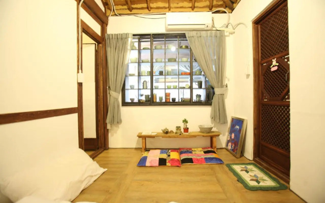 MongYouHwaWon Guesthouse(Painter's house)