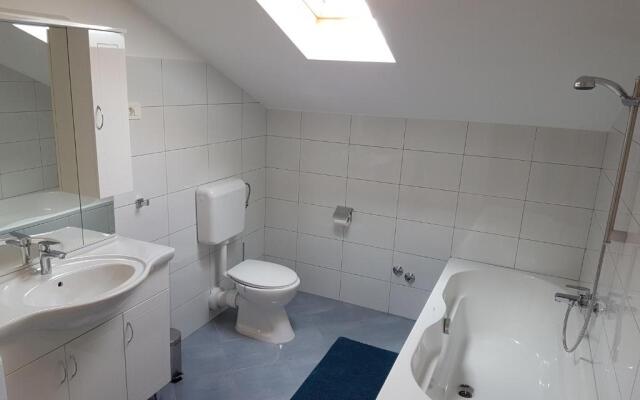 Apartments Eni