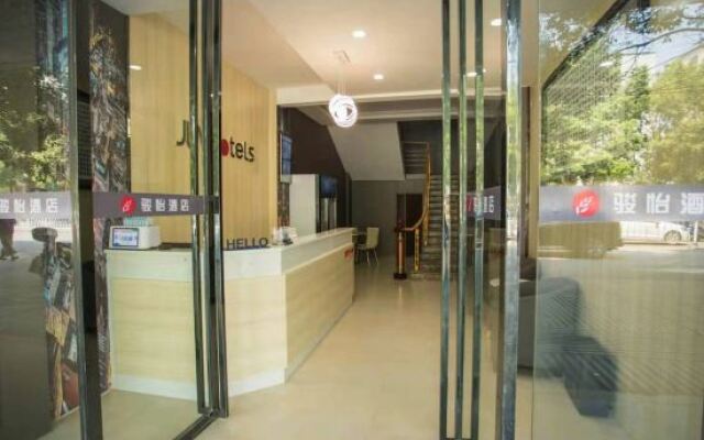 JUN Hotels Linxiang Changan Middle Road