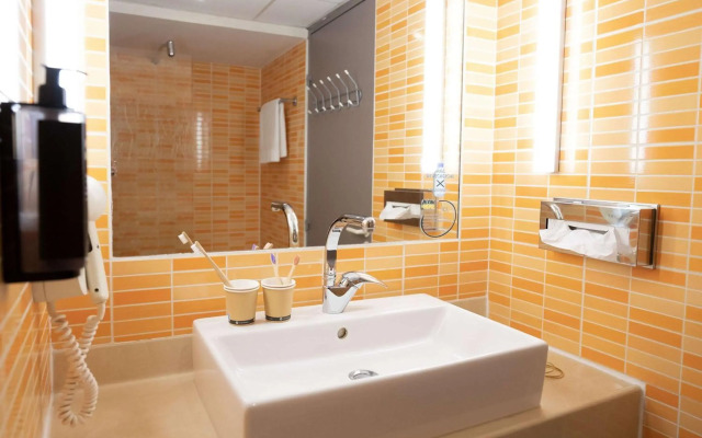 Ibis Styles Cognac