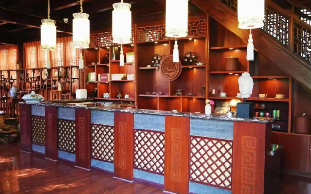 Baoshan Hotspring Hotel