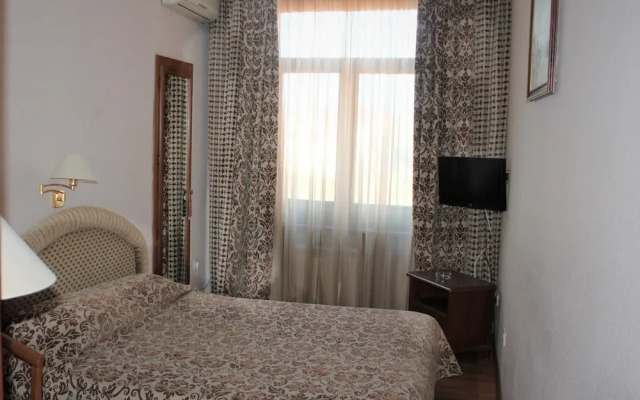 Domus Hotel -1
