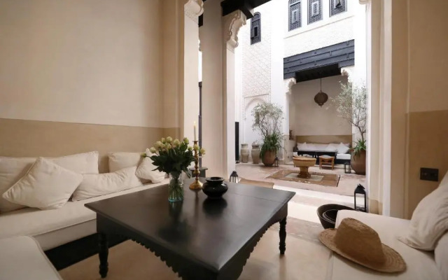 Azzouna13