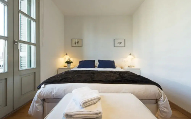 Luxe Suites Apartments