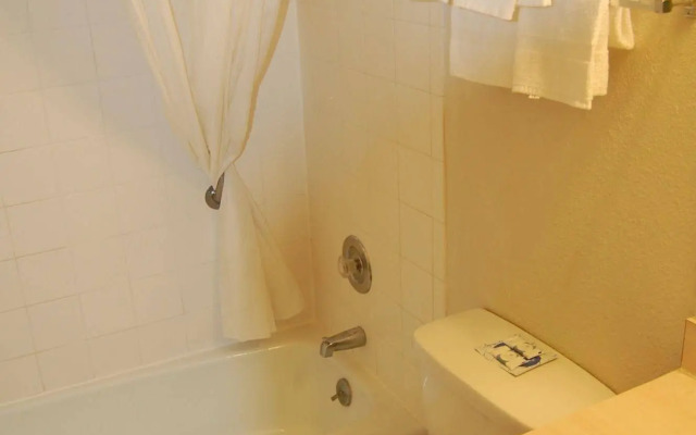 Western Inn Lakewood Tacoma