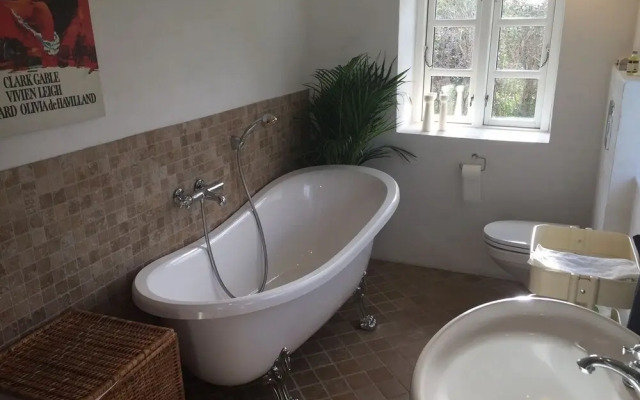 Alsbrogaard Deluxe Bed & Breakfast