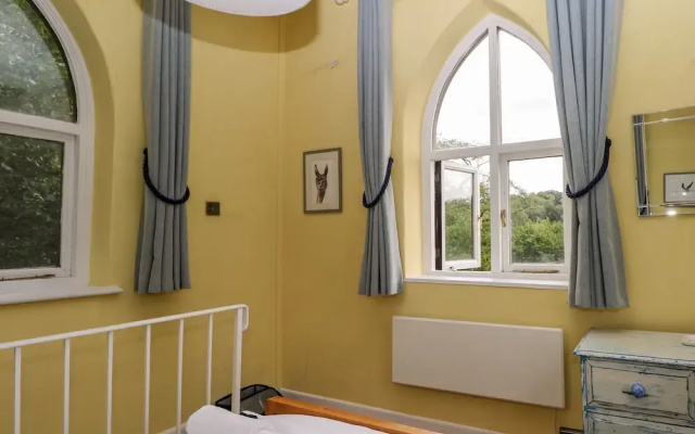 Hapton Folly