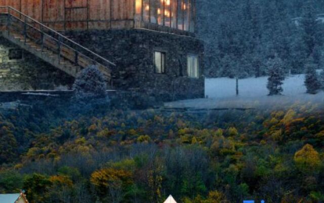 VALATOMS·Fanlatu Hotel (Bipenggou Scenic Area)