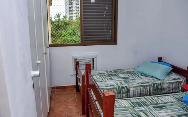 Flat com Piscina e Lazer na Praia de Pitangueiras