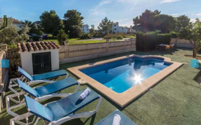 Villa - 2 Bedrooms with Pool and WiFi - 105082